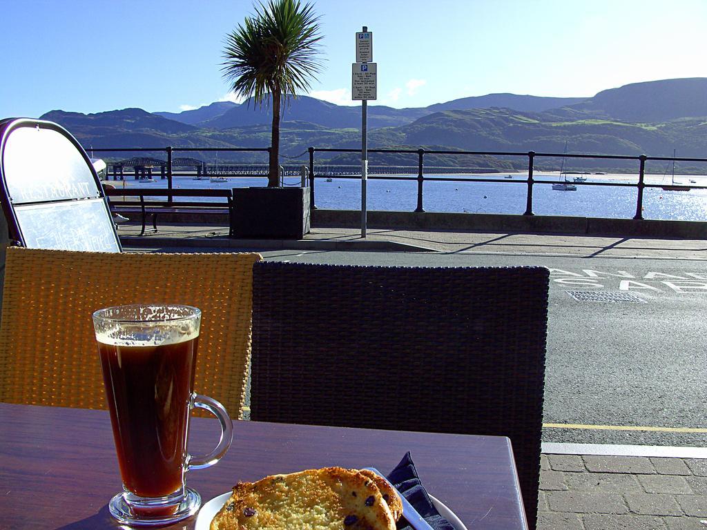 Bryn Melyn Guest House Barmouth Exterior photo